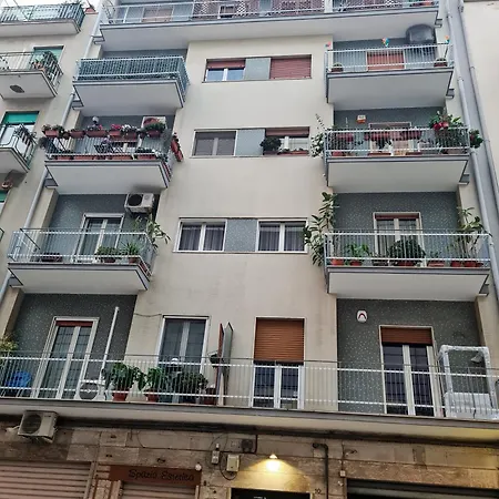 Saint George'S House Bari Apartment Room photo